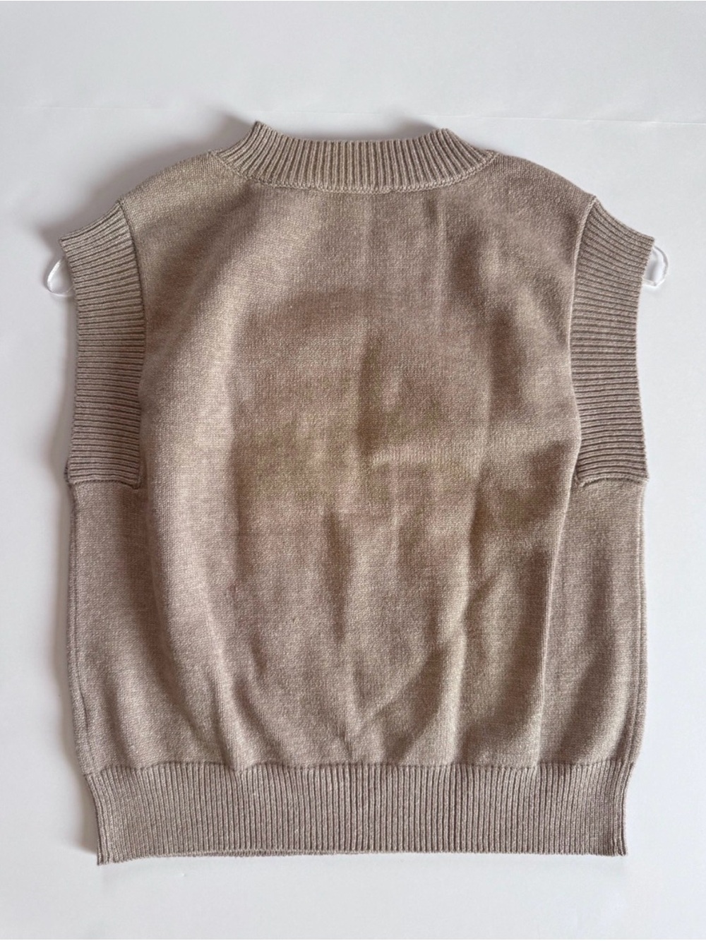 Cyrus Cable Knit Sleeveless Vest in Taupe Beige,Size Small - Picture 3 of 7